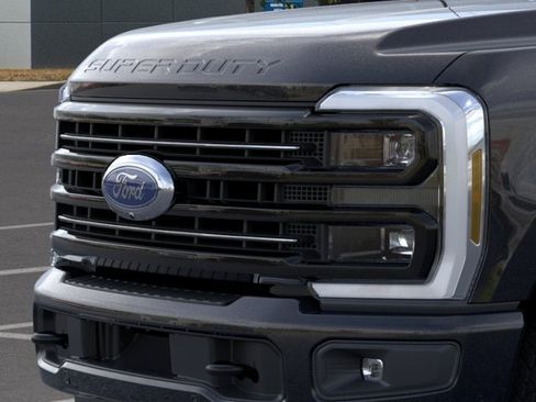 New 2026 Ford F250 Platinum AWD/4WD image 17
