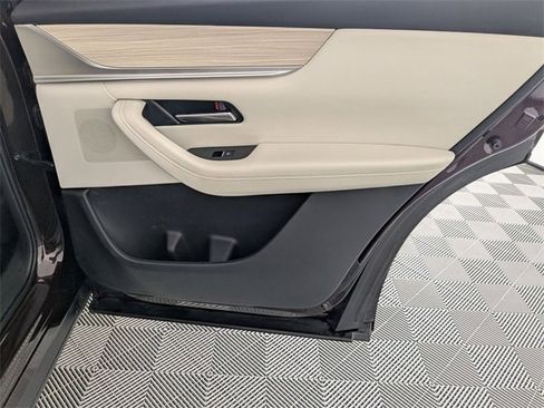 Used 2024 MAZDA CX-90 3.3 Turbo w/ Premium Plus Pkg image 35