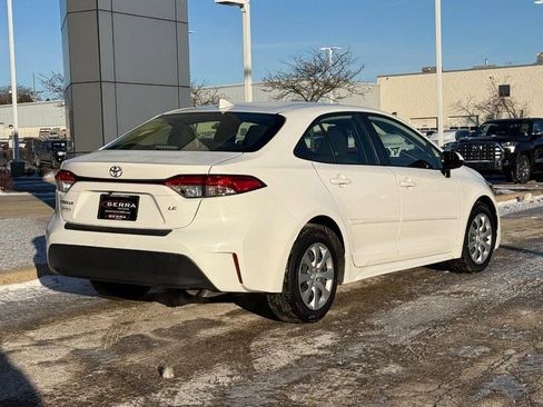 Used 2023 Toyota Corolla LE w/ Carpet Mat Package (TMS) image 3