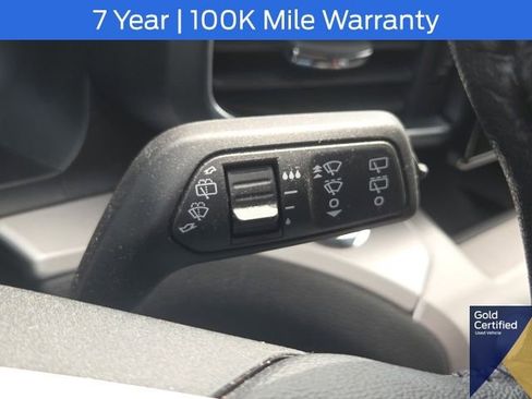 Used 2023 Ford Explorer XLT w/ Equipment Group 202A AWD/4WD image 44