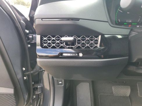 Used 2024 Honda Accord Touring image 19