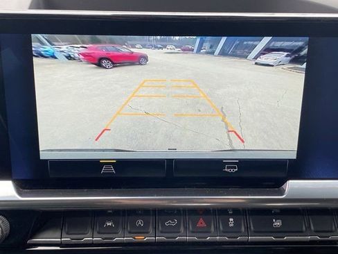 Certified 2025 Chevrolet Silverado 1500 LT image 10