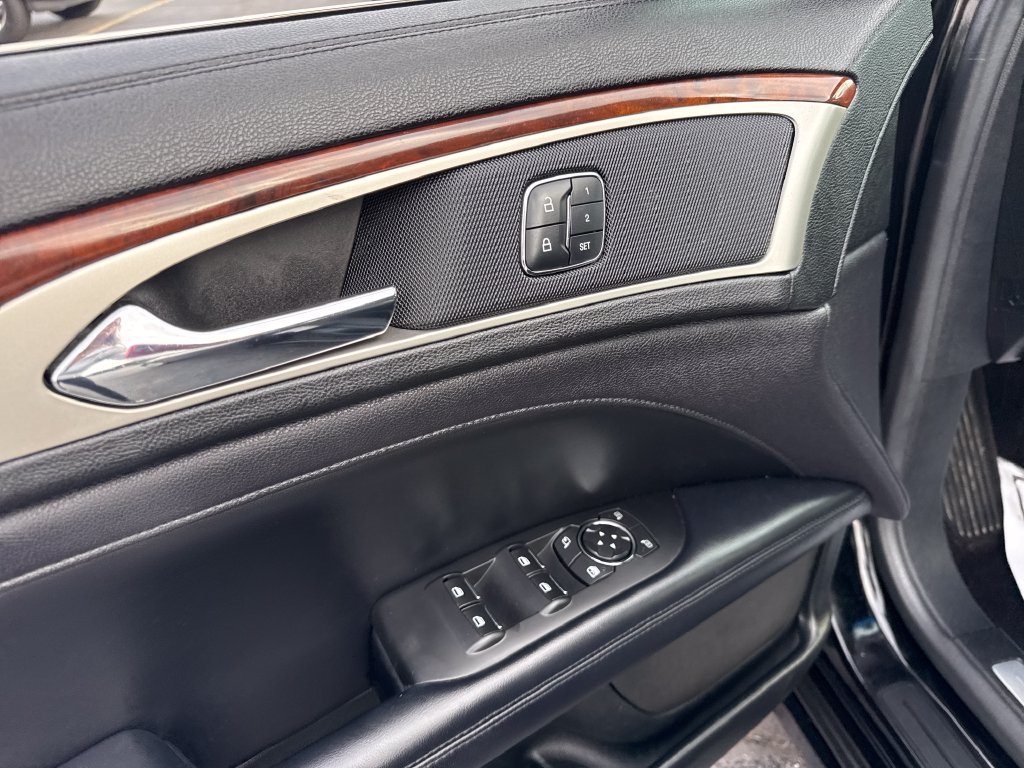 Used 2017 Lincoln MKZ Reserve FWD image 19