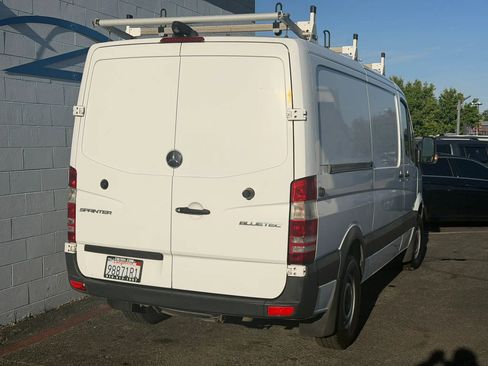 Used 2015 Mercedes-Benz Sprinter 2500 image 5