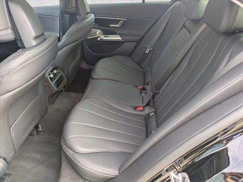 Certified 2025 Mercedes-Benz E 350 4MATIC Sedan image 20