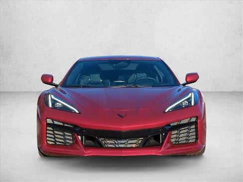 Used 2025 Chevrolet Corvette Z06 RWD image 2