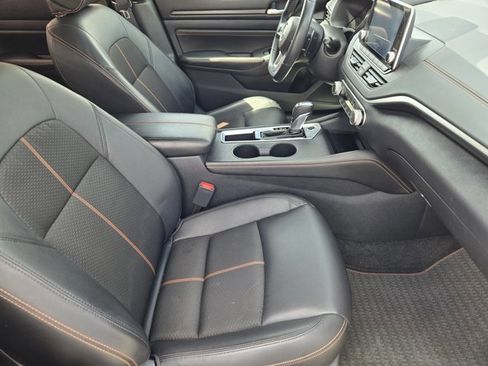 Used 2020 Nissan Altima 2.5 SR FWD image 13