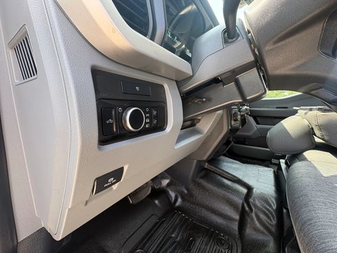 Used 2023 Ford F350 XL w/ 360-Degree Camera Package AWD/4WD image 25