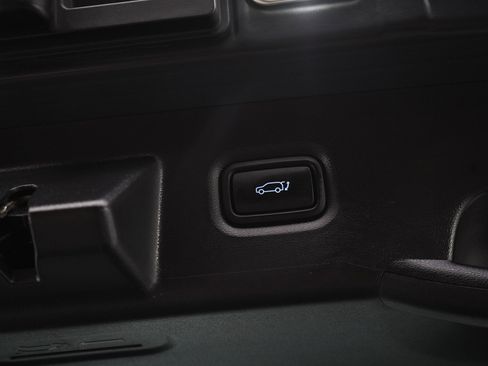 Certified 2023 Hyundai Ioniq 5 SEL image 18