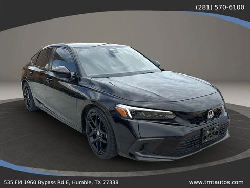 Used 2023 Honda Civic Sport image 1