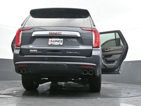 Used 2021 GMC Yukon Denali w/ Denali Premium Package image 74