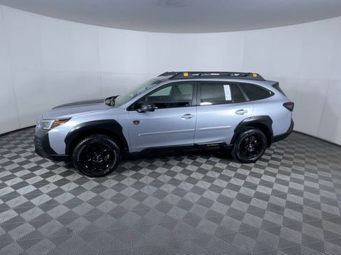 Used 2022 Subaru Outback Wilderness image 4