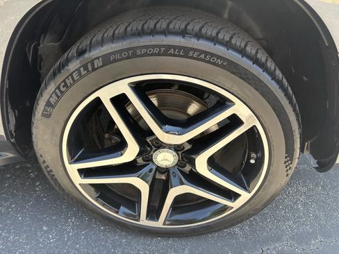 Used 2017 Mercedes-Benz GLS 550 4MATIC image 11