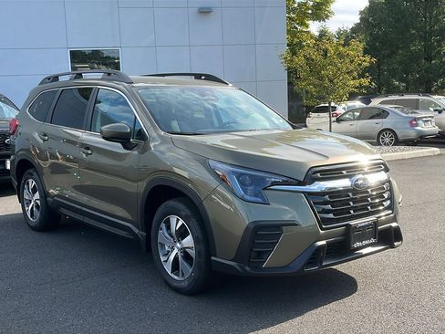 New 2025 Subaru Ascent Premium image 2