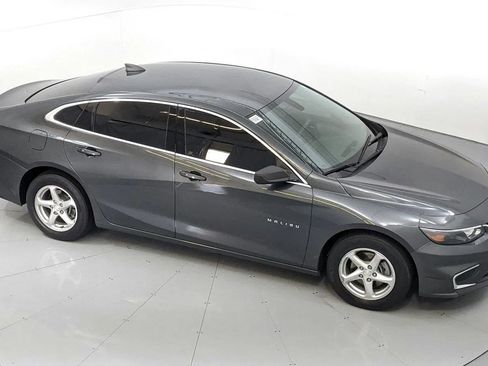Used 2017 Chevrolet Malibu LS FWD image 24