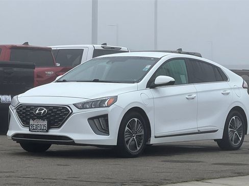 Used 2021 Hyundai Ioniq SEL image 10