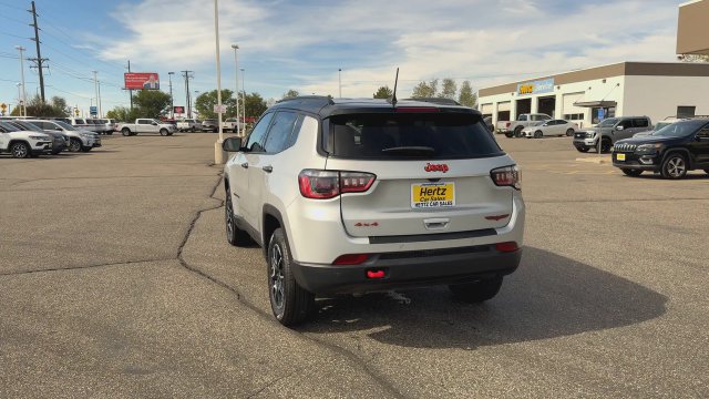 Used 2024 Jeep Compass Trailhawk AWD/4WD image 7