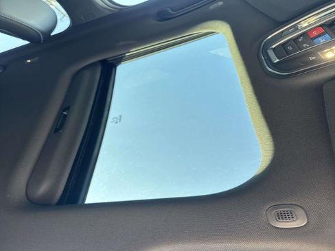 New 2025 Jeep Grand Cherokee L Altitude RWD image 13
