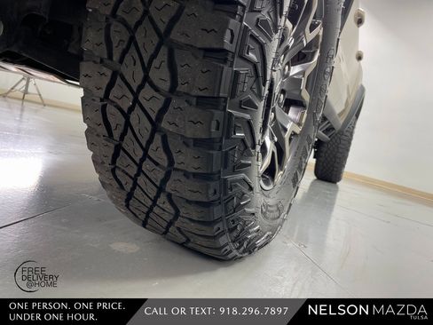 Used 2023 Chevrolet Colorado ZR2 w/ ZR2 Convenience Package III image 10