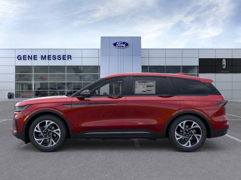New 2026 Lincoln Nautilus Premier w/ Jet Appearance Package AWD/4WD image 24