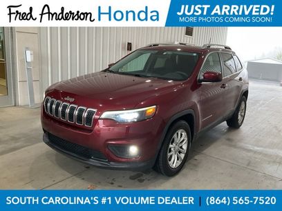 Used 2019 Jeep Cherokee Latitude w/ Popular Appearance Group