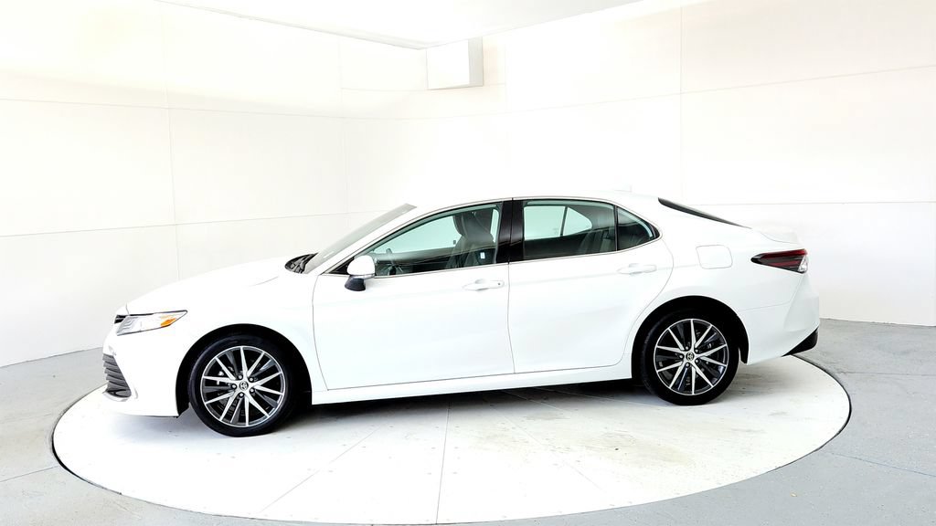 Certified 2024 Toyota Camry XLE w/ Cold Weather Package AWD/4WD image 3