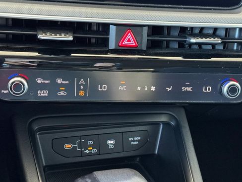 Used 2025 Kia K5 LXS FWD image 19
