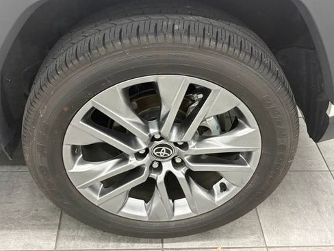 Used 2025 Toyota RAV4 XLE Premium w/ Weather Package AWD/4WD image 7