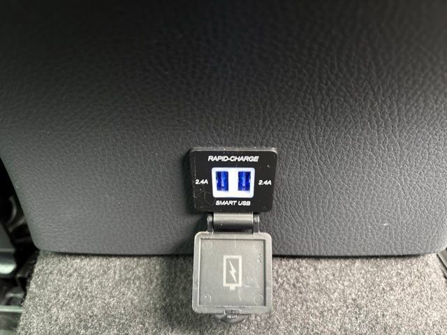 Used 2023 Toyota Camry XSE FWD image 35