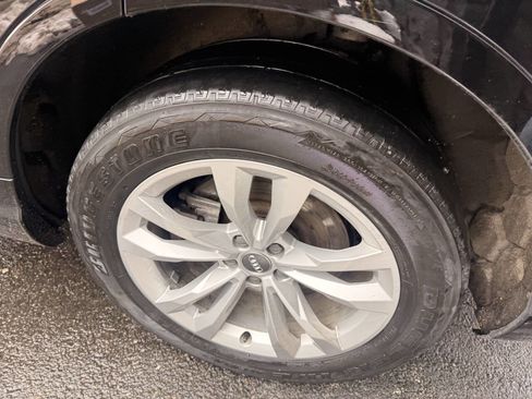 Used 2017 Audi Q7 3.0T Premium image 8