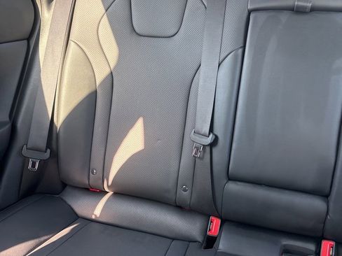 Certified 2023 Hyundai Elantra Limited w/ Preferred Accessory Package image 13