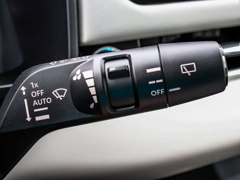 New 2025 Mitsubishi Outlander SE AWD/4WD image 29