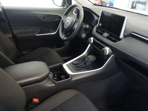 Used 2025 Toyota RAV4 LE AWD/4WD image 21