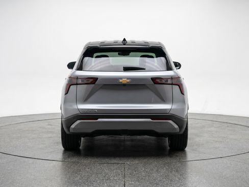 Used 2025 Chevrolet Equinox LT FWD image 7
