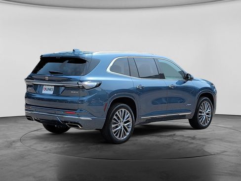 Used 2025 Buick Enclave Avenir w/ Super Cruise Package AWD/4WD image 7
