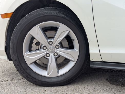 Used 2019 Honda Odyssey EX-L image 21