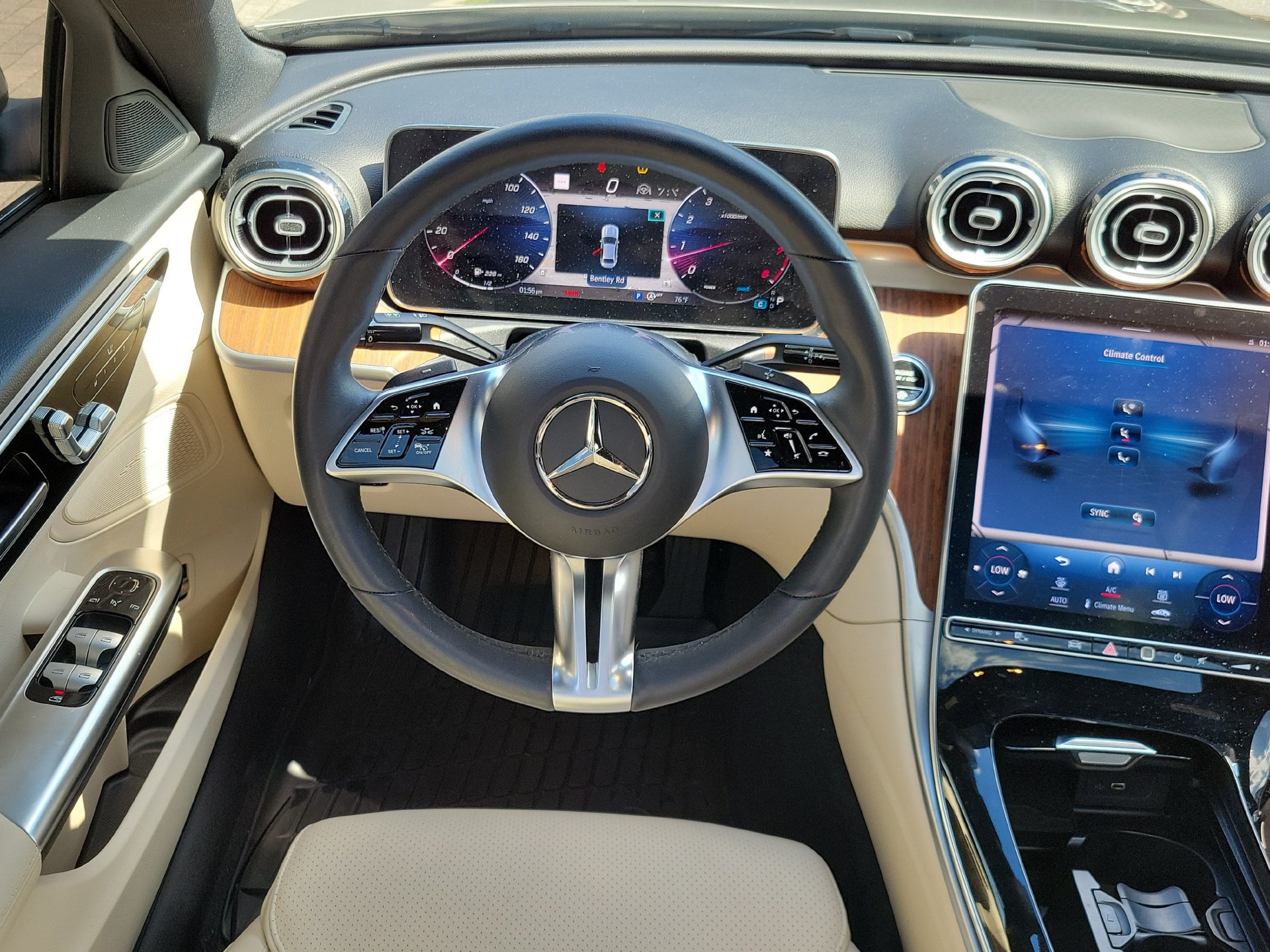 Used 2023 Mercedes-Benz C 300 Sedan image 18