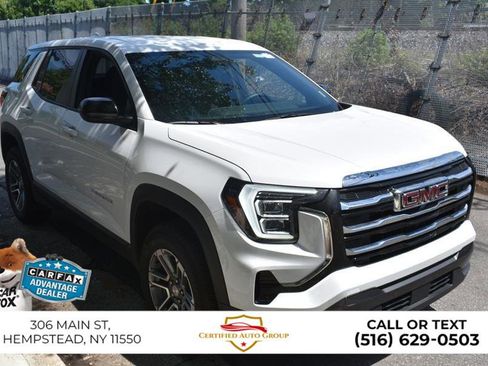 Used 2024 GMC Terrain SLE AWD/4WD image 4
