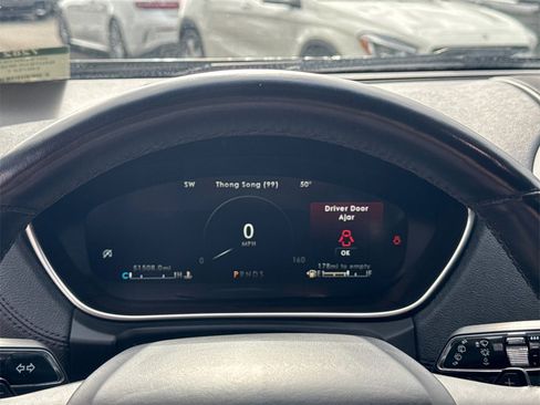 Used 2019 Lincoln Nautilus Reserve image 27