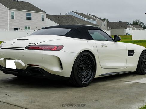 Used 2018 Mercedes-Benz AMG GT C image 19