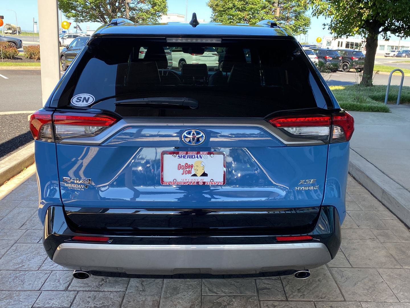 Used 2022 Toyota RAV4 XSE w/ XSE Grade Weather Package AWD/4WD image 6