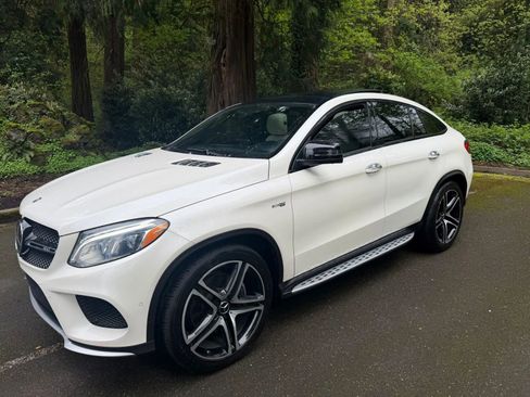 Used 2017 Mercedes-Benz GLE 43 AMG 4MATIC Coupe image 2