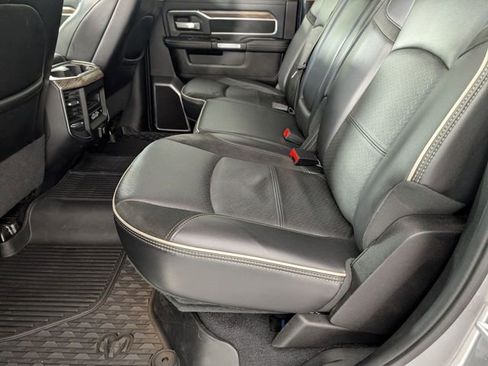 Used 2019 RAM 2500 Laramie AWD/4WD image 28