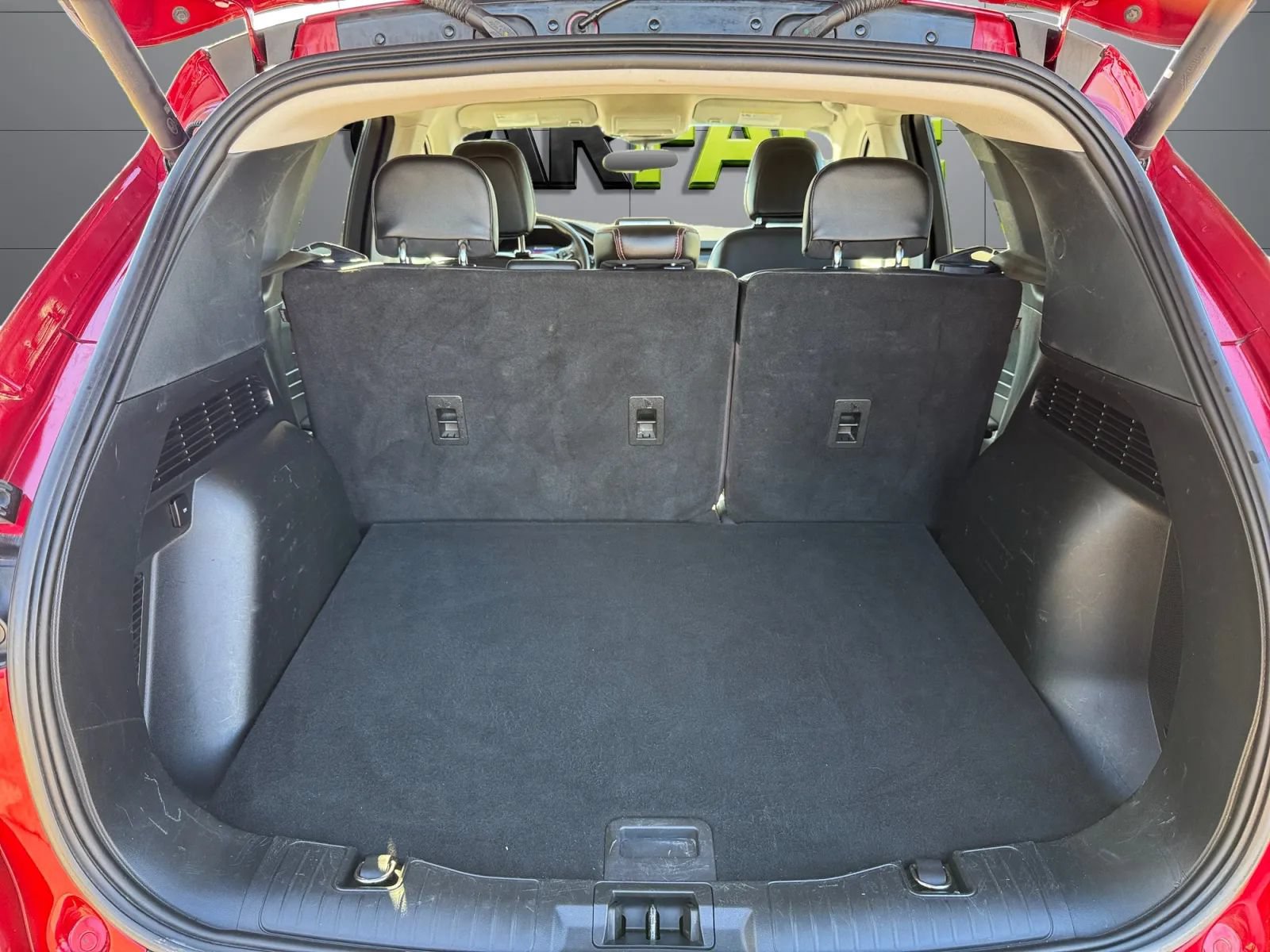 Used 2021 Ford Escape SEL w/ SEL Stealth AWD Package image 10