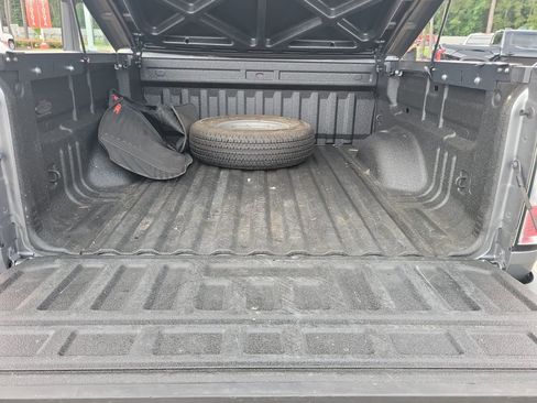 Used 2018 GMC Canyon SLE w/ Trailering Package RWD image 30