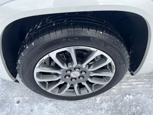 Used 2021 GMC Acadia Denali w/ Denali Ultimate Package image 7