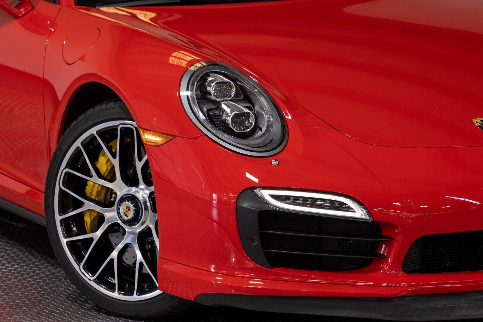 Used 2015 Porsche 911 Turbo S AWD/4WD image 43