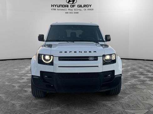 Used 2024 Land Rover Defender 130 X-Dynamic SE image 2