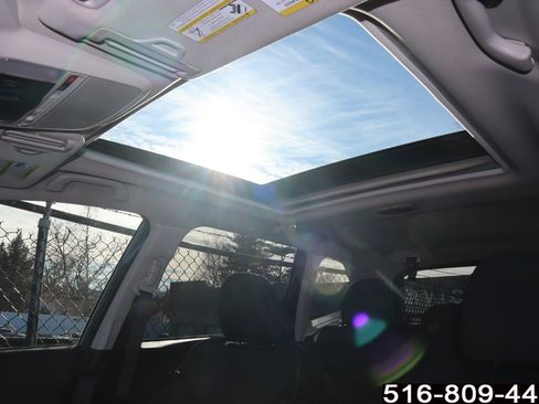 Used 2020 Subaru Forester Premium image 16