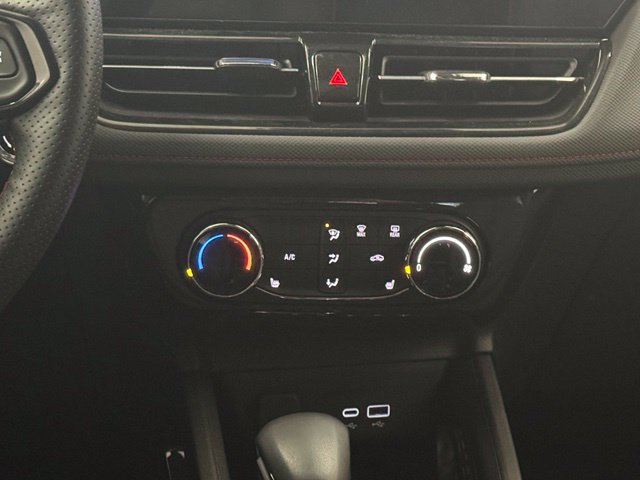 Used 2026 Chevrolet TrailBlazer RS AWD/4WD image 16